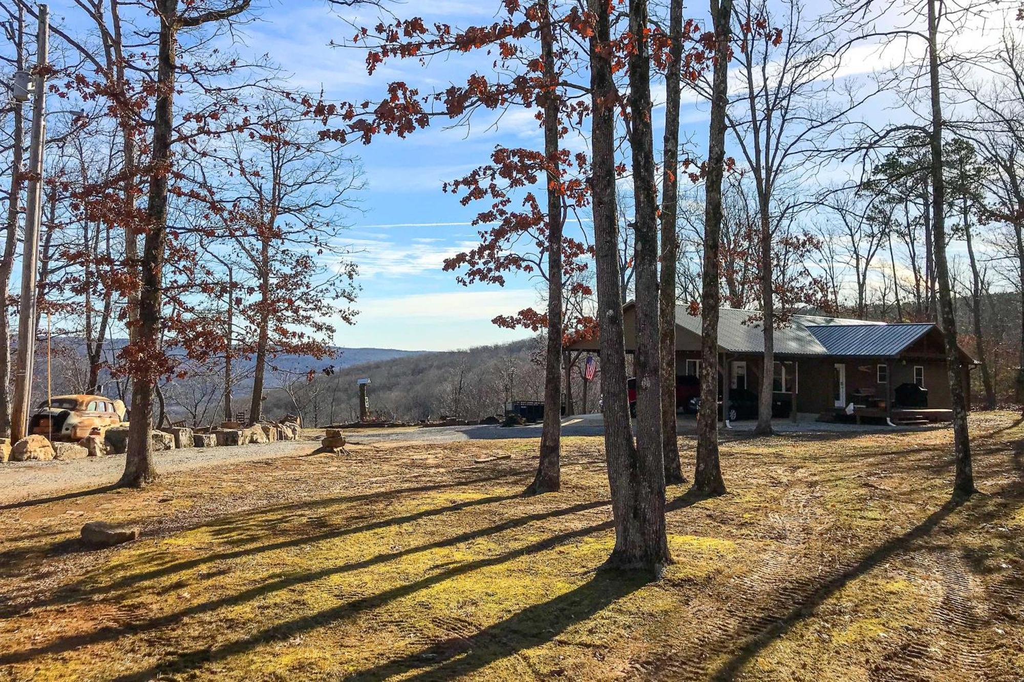 Spacious And Elegant Mountain View Cabin With Deck! Exterior photo
